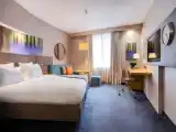 Standard Quadruple room with city view