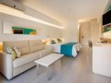 Double room with balcony and with pool view