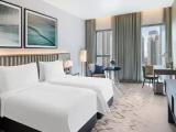Club Twin room with city view