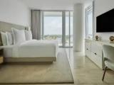 2 Bedrooms Suite with balcony and Bay View