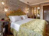 2 Bedrooms Sansovino Family Suite with lagoon view