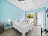 Standard room with street view