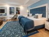 3 Bedrooms Azure Lake Villa