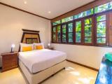 2 Bedrooms Apartment with sea view