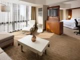2 Bedrooms Bunker Hill Suite with city view