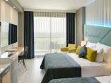 Deluxe Standard Triple room