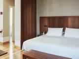 Corner Double Suite