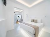 Deluxe Double Suite with Hot Tub