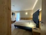 3 Bedrooms Apartment