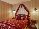 Royal Family Suite
