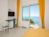 Superior Double room with partial sea view