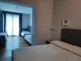 Quintuple room