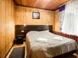 2 Bedrooms Standard in Cottage with hall