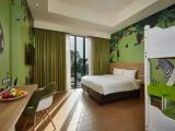 Rainforest Quadruple Family room