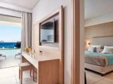 Private Pool Triple Junior Suite with sea view