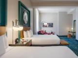 Petite Quadruple Suite