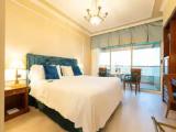 Grand Vista Deluxe Double room seafront