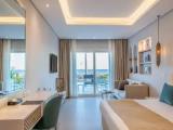 Swim Up Double Junior Suite