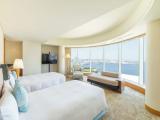 Grand Corner Yokohama Floor Suite with bay view