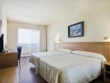 Quadruple room with sea view