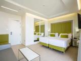 Superior Double room with partial sea view