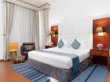 3 Bedrooms Apartment