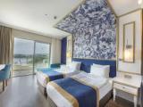 Standard Double room with land view