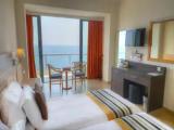 Family room with balcony and with sea view