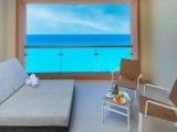 Superior Deluxe Quadruple room with ocean view