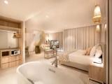 Platinum Double Suite with partial sea view