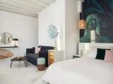 Deluxe Outdoors Jacuzzi Double Suite with sea view