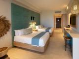 Tropical Adults Junior Suite with street view