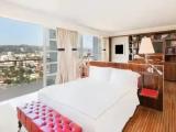 2 Bedrooms Signature Quadruple Suite