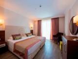 Standard room with partial sea view
