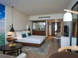 Moav Family room with pool view