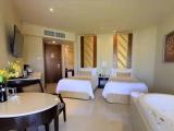 Superior Deluxe Quadruple room oceanfront