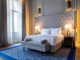 Riverside Classic Front View Double Suite