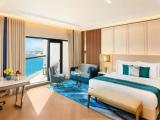 Luxury Palm Double Family room with sea view