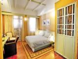 Jacuzzi Deluxe Double room with balcony