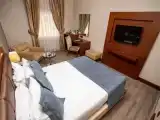 Deluxe French Double room with city view