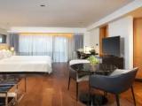 With Kitchenette Family Studio