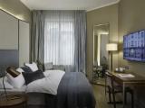 Double Dom with courtyard view