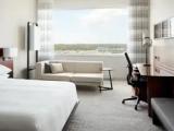 Double room with Runway view