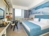 Standard Double room with side sea view