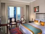 Family Quadruple room with partial sea view