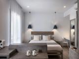 Honeymoon Suite