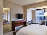 Deluxe Club Suite