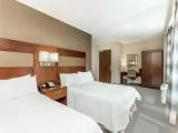 Accessible Quadruple room with city view