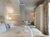Barocco Bianca Double Suite