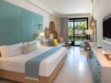Swim Up Double Junior Suite